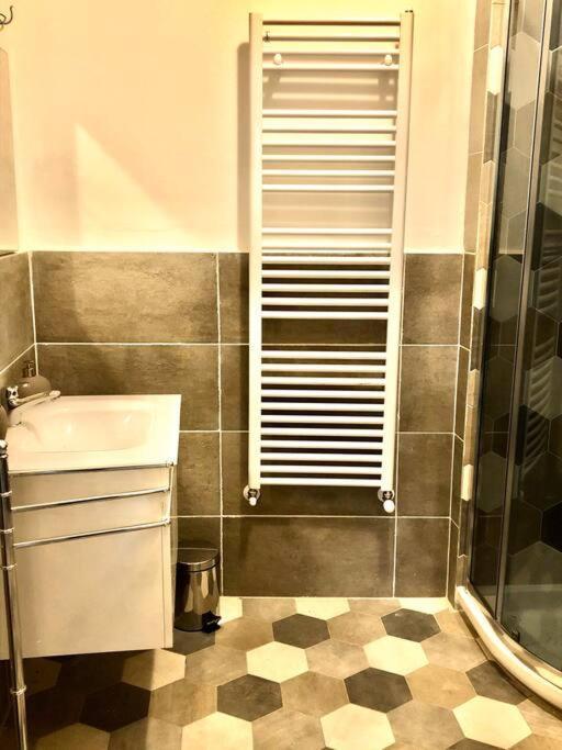 Brand New Apartment Флоренция Экстерьер фото